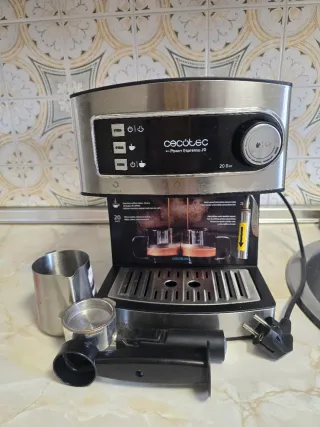 Cafetera Cecotec Power Espresso 20