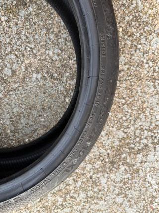 Neumático continental  225 35 19 XL