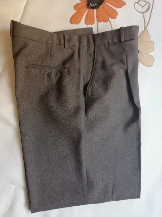 Pantalón de hombre