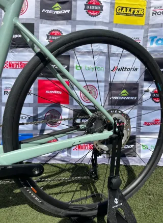 Bicicleta Eléctrica Pinarello Nytro Grinta