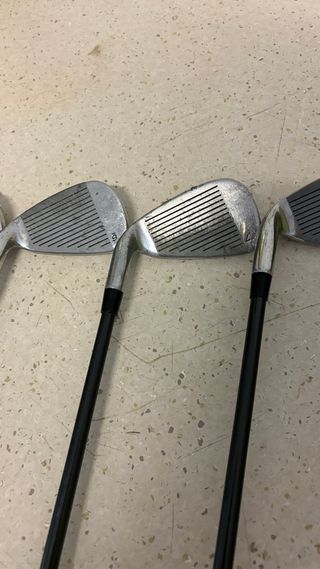 9 Palos de Golf B-Square Casi Nuevos