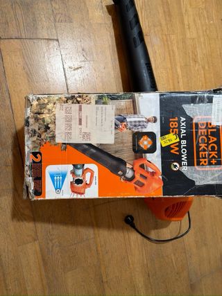 50 sillas 20 mesas plegables armario espejo lonas