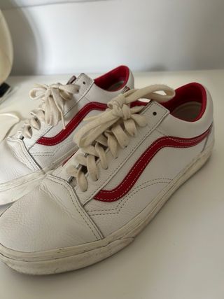 Zapatillas Vans Piel Blancas y Rojas