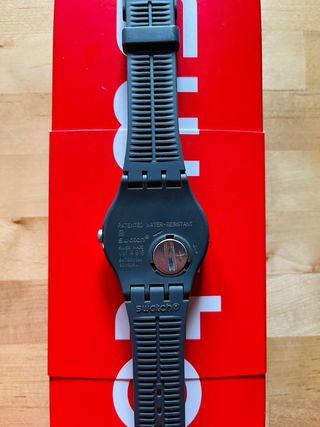 Reloj Swatch Suom 709 Grey Rails Negro/Gris