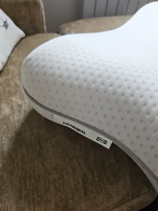 Almohada viscoelástica ergonómica