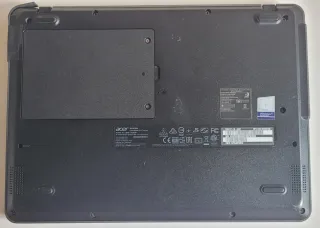 Acer TravelMate B117 (N16Q9) + Cargador