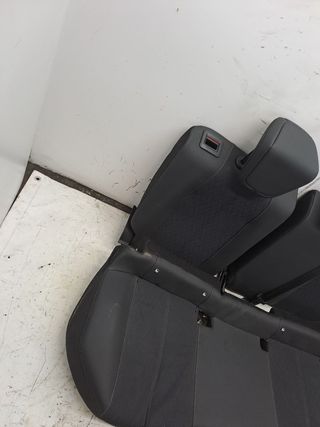 JUEGO ASIENTOS COMPLETO OPEL CORSA F