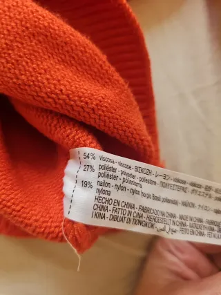 Jersey crop cuello alto naranja Zara