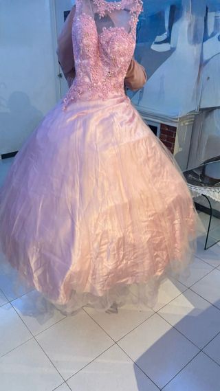 Vestido de 15 años rosa 120€