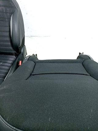 JUEGO ASIENTOS COMPLETO PEUGEOT 2008 (--.2013->)