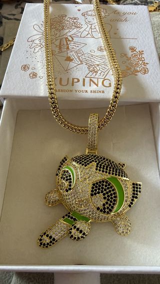 Cadena Xuping Dorada con Colgante