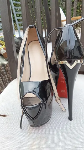 Zapatos de tacón negros SHEIN dos pares
