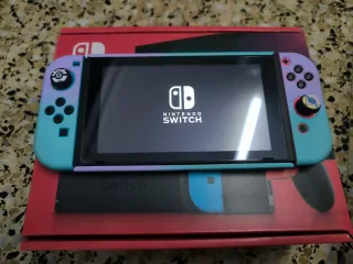 Nintendo Switch con caja y accesorios