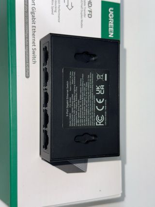 UGREEN Switch Rosso 5 Porte (1000Mbps)