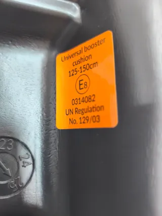 Elevador infantil LIONELO LUUK i-Size