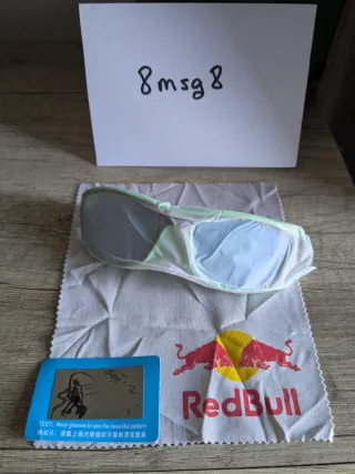 Gafas de Sol Red Bull Polarizadas Verdes - NUEVAS