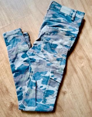 Pantalones Camuflaje Skinny con Cremallera