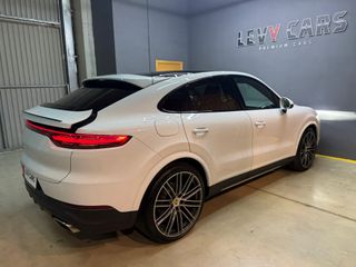 Porsche Cayenne -