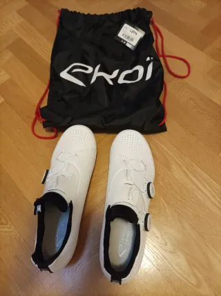 Zapatillas Ciclismo Carretera Blancas talla 41'5