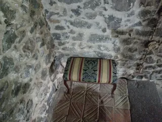 Banqueta antigua restaurada estilo Luis XII