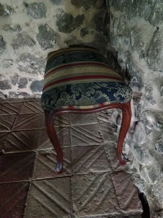 Banqueta antigua restaurada estilo Luis XII