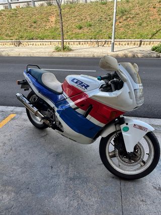 Honda CBR 600F Sportbike