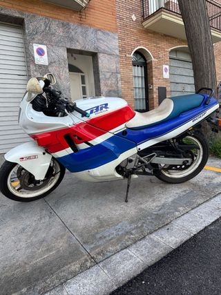 Honda CBR 600F Sportbike