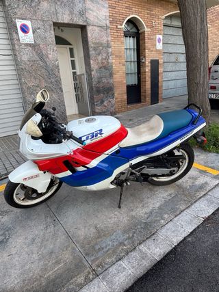 Honda CBR 600F Sportbike