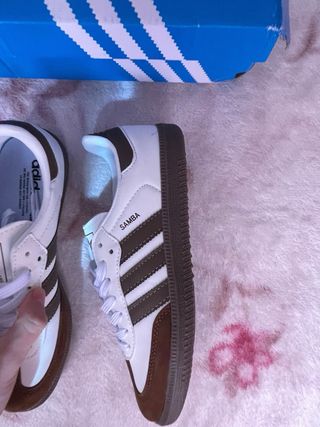 Adidas Samba Marrones y Blancas