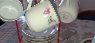 Set Tazzine e Piattini porcellana a guscio d'uovo