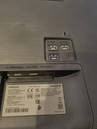 Monitor PC 32" - UHD 4K