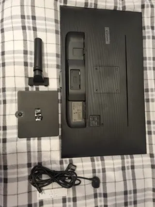 Monitor PC 32" - UHD 4K