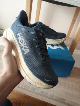 Zapatillas Hoka Azul y Beige
