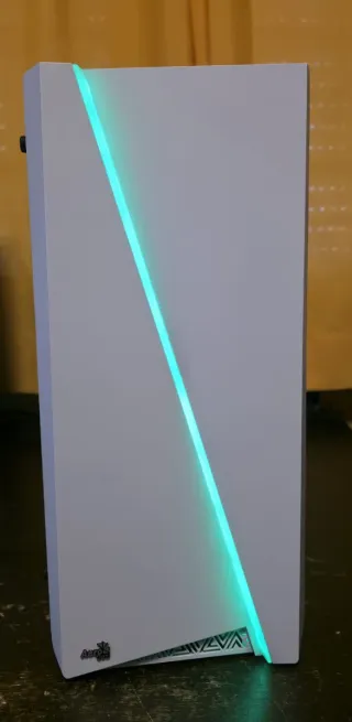 Caja PC AeroCool Cylon Mini RGB USB 3.0