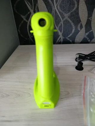 Pistola Silicona Inalámbrica + Accesorios