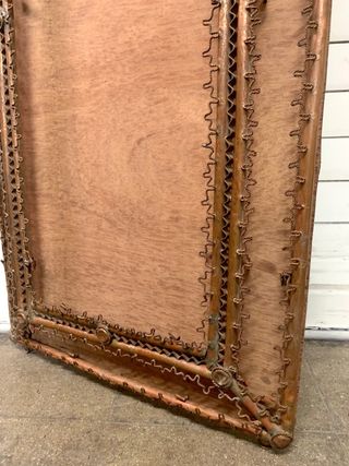 Marco antiguo de cobre y madera