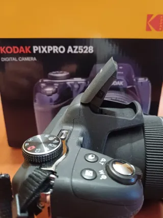 Cámara Kodak Pixpro AZ528 muy cuidada