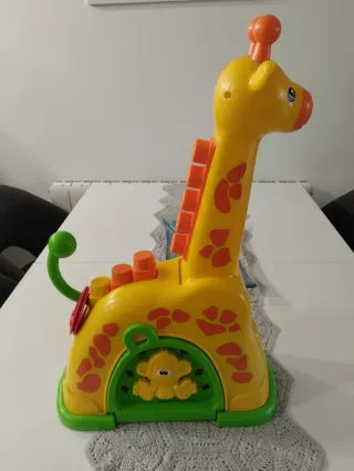 Jirafa Molto con bloques