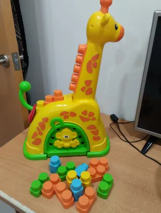 Jirafa Molto con bloques