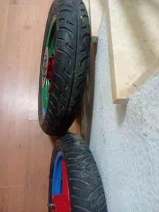Ruedas Rieju RS2 adaptadas para Senda