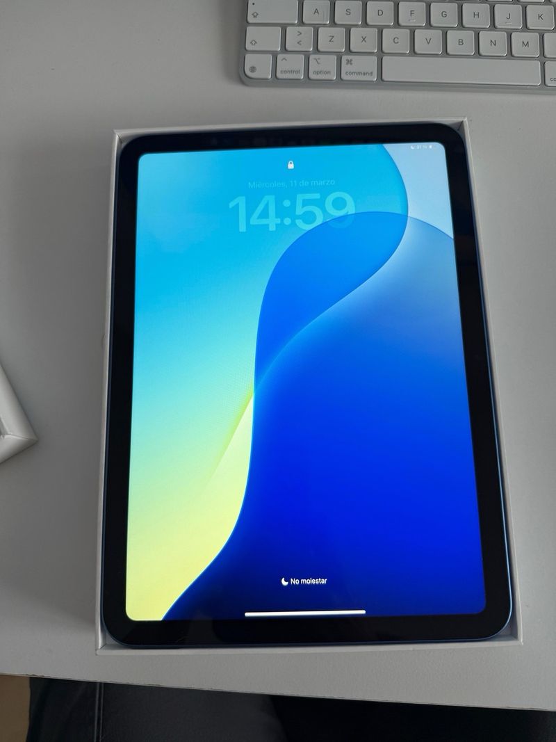 iPad 11 Azul chip A16. 128gb afbeelding 2