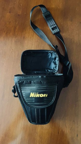 Cámara Analógica Nikon F-601 Quartz Date + REGALO