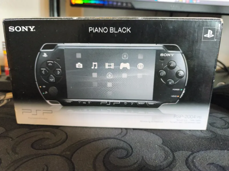 PSP Slim & Lite Piano Black Completa para revisar afbeelding 2