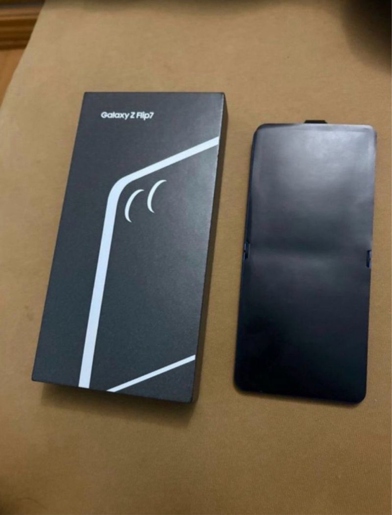 Samsung Galaxy Z Flip 7 256GB Azul afbeelding 2