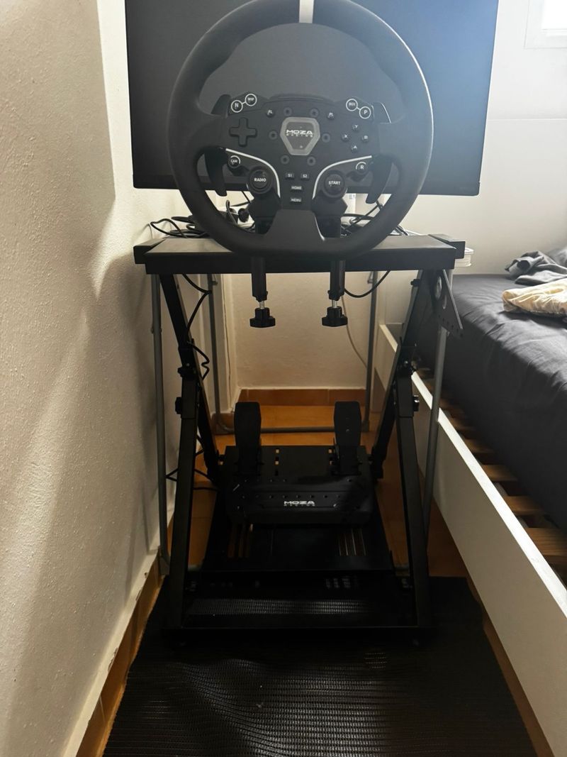Moza R3 Volante y Pedales Simracing