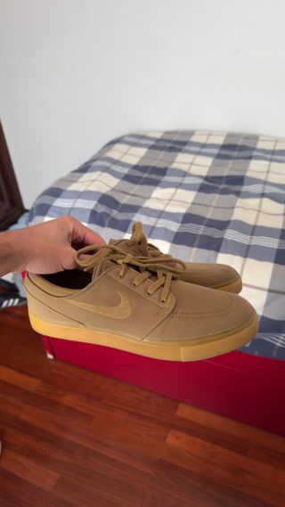 Nike SB Zoom Stefan Janoski Doradas - Talla 42