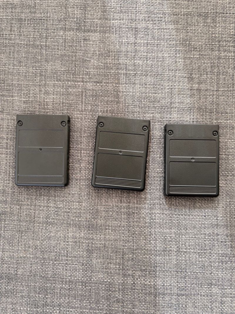 3 Tarjetas Memoria PS2 8MB afbeelding 2