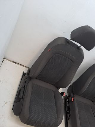 JUEGO ASIENTOS COMPLETO SEAT EXEO BERLINA (3R2)