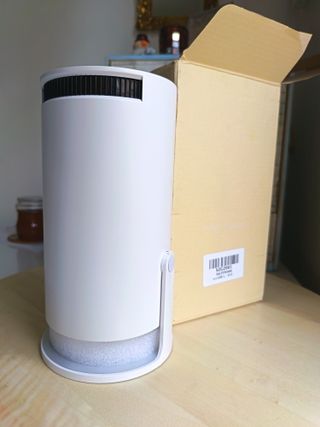 Mini proyector portátil HY300