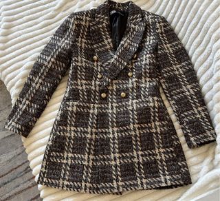 Blazer Zara Tweed Entallado Botones Dorados